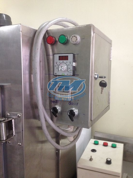 tủ sấy 12 khay- Khay 600 dạng xoay inox 304